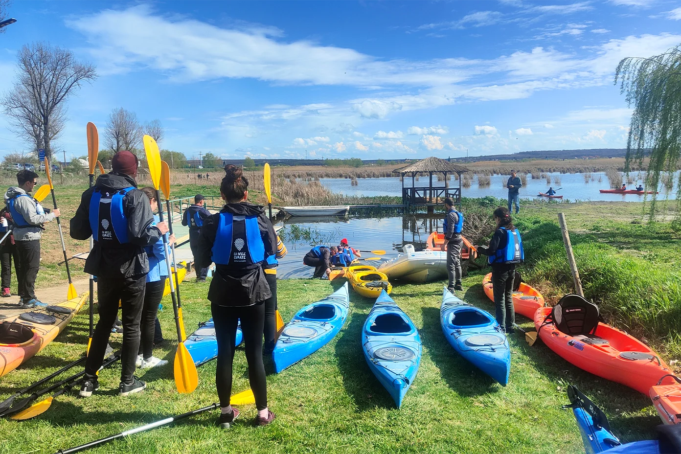 Tură de Caiac pe Comana