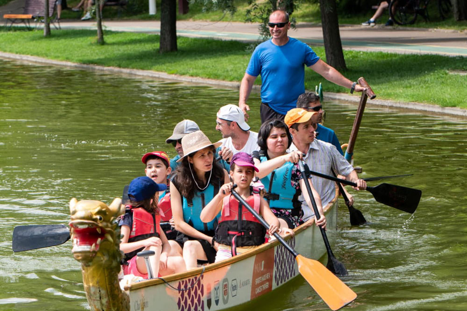 Aniversari în dragon boat